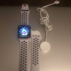 Nike edition  Iwatch  series 3